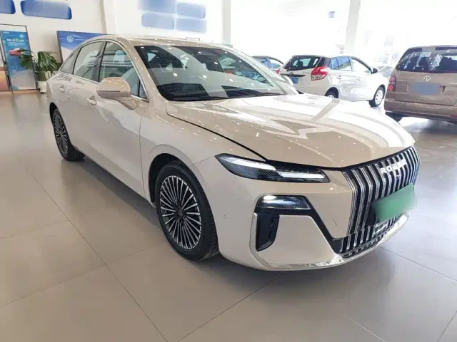 Roewe M7 DMH — Фото автомобиля 3