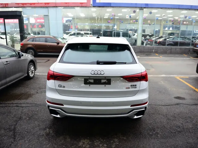 Audi Q3 — Фото автомобиля 8