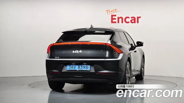 Kia EV6 — Фото автомобиля 4