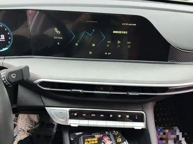 Changan Eado — Фото автомобиля 12