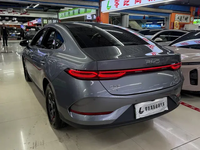 BYD Qin PLUS — Фото автомобиля 4