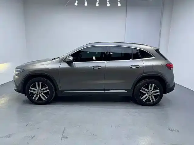Mercedes-Benz EQA — Фото автомобиля 9