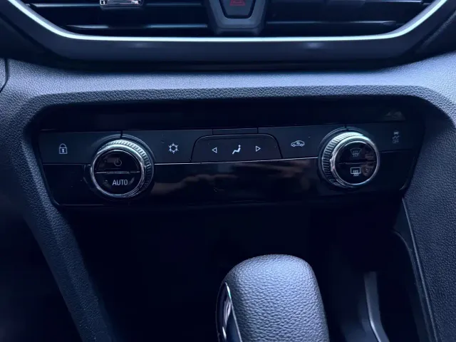 Chevrolet Orlando — Фото автомобиля 19