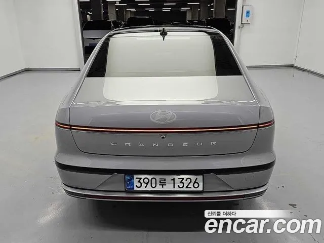 Hyundai Grandeur — Фото автомобиля 3