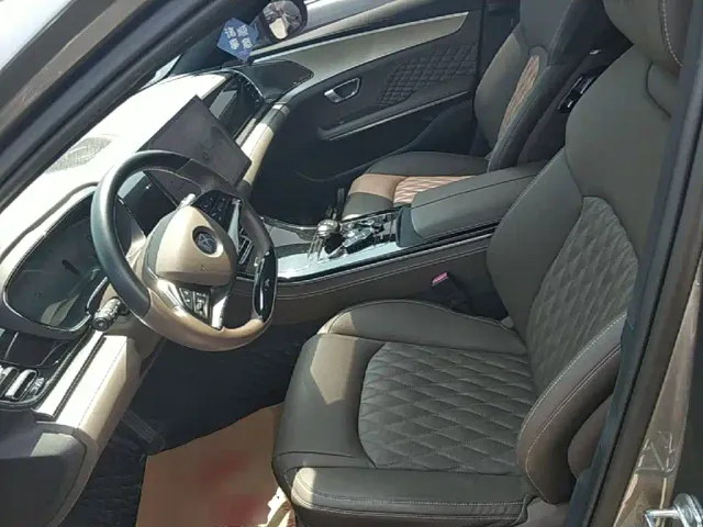 BYD Han — Фото автомобиля 14