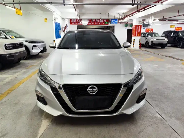 Nissan Teana — Фото автомобиля 2