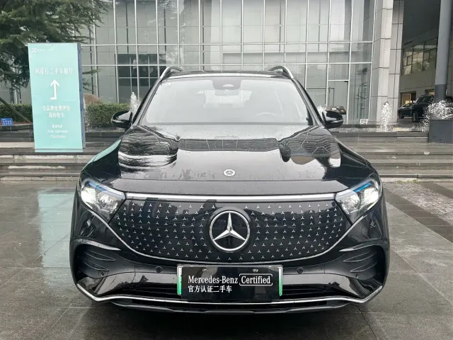 Mercedes-Benz EQB — Фото автомобиля 4