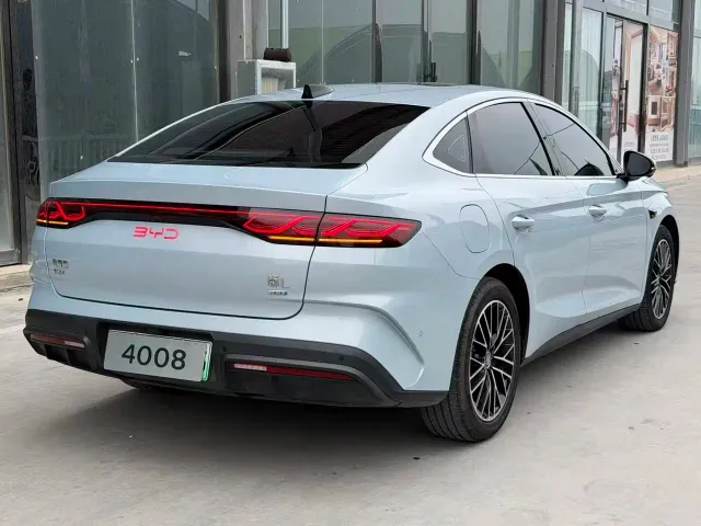 BYD Qin L — Фото автомобиля 4