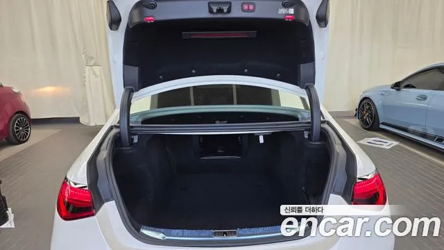 Mercedes-Benz S-Class — Фото автомобиля 19