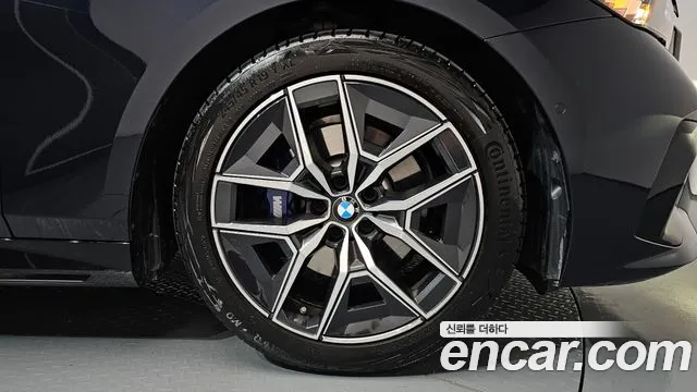 BMW 5 Series G60 — Фото автомобиля 5