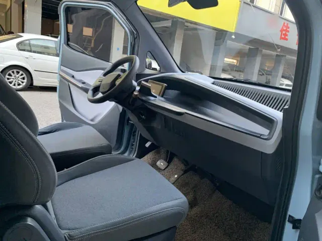 Wuling NanoEV — Фото автомобиля 10
