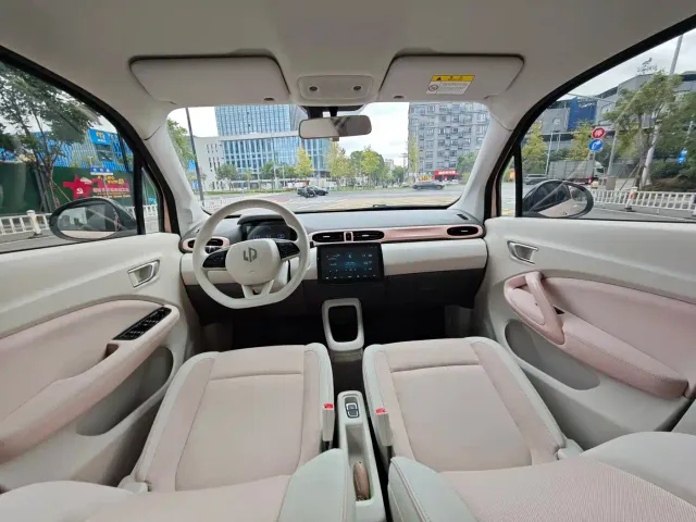 Leapmotor T03 — Фото автомобиля 10