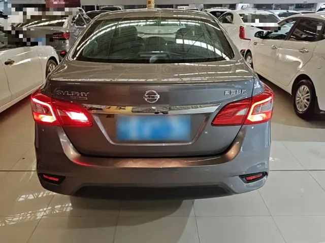 Nissan Sylphy — Фото автомобиля 5