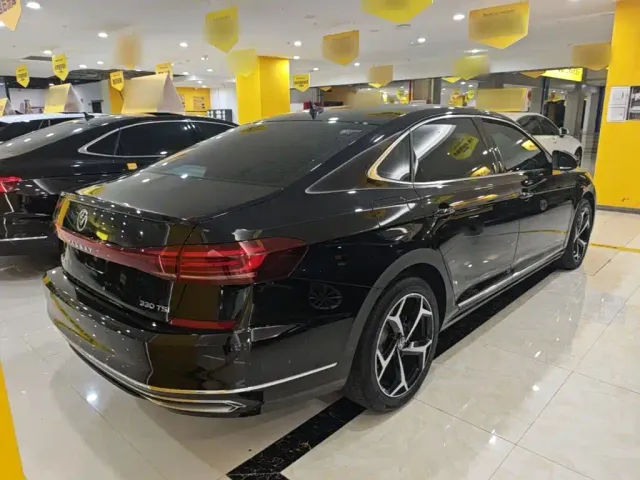Volkswagen Passat — Фото автомобиля 6