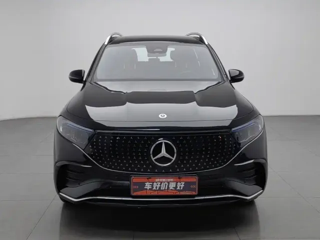 Mercedes-Benz EQB — Фото автомобиля 3