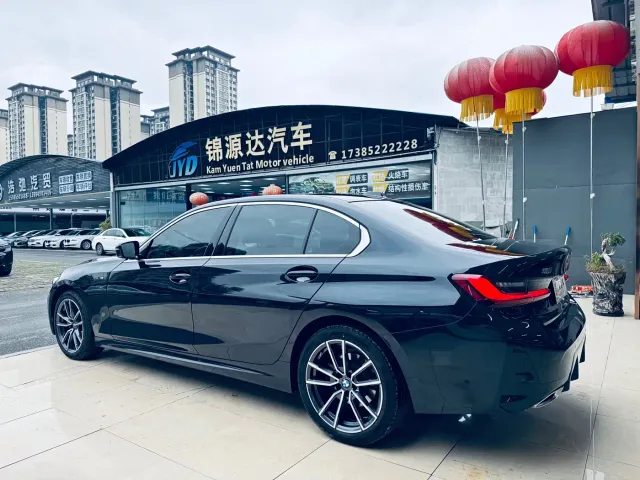 BMW 3 Series — Фото автомобиля 7