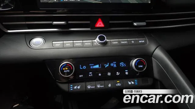Hyundai AVANTE Avante (CN7) — Фото автомобиля 15