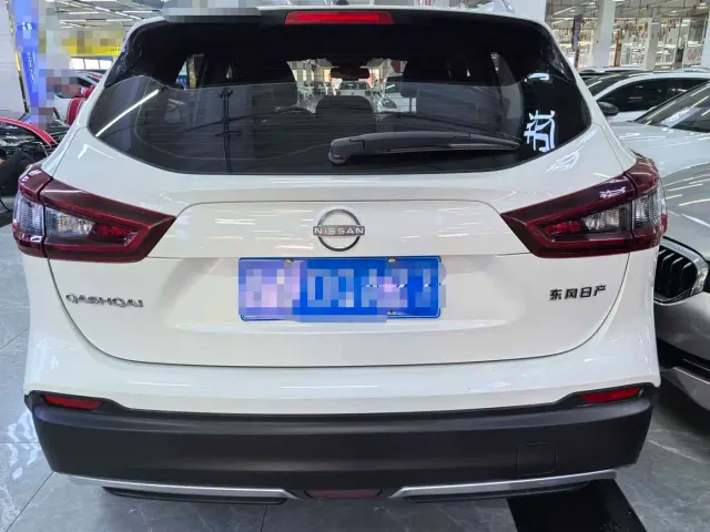 Nissan Qashqai — Фото автомобиля 5