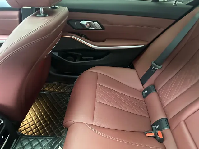 BMW 3 Series — Фото автомобиля 8