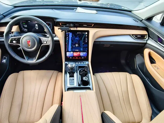 Hongqi H5 — Фото автомобиля 8