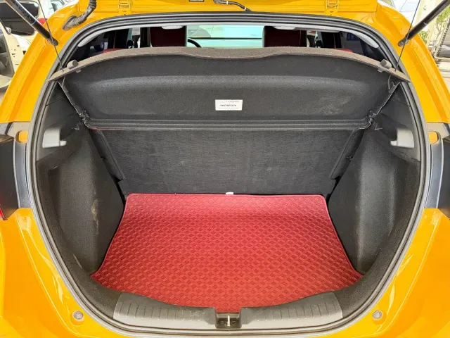 Honda Fit — Фото автомобиля 13