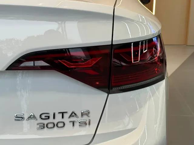 Volkswagen Sagitar — Фото автомобиля 14
