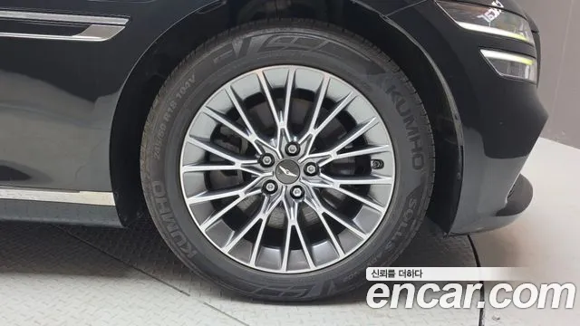 Genesis G80 RG3 — Фото автомобиля 6