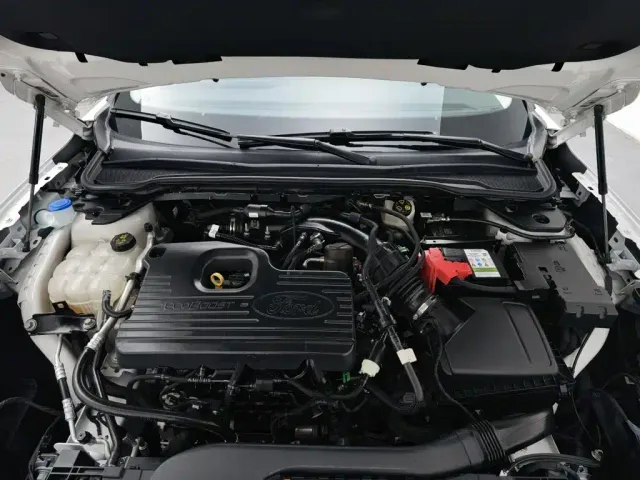 Ford Mondeo — Фото автомобиля 6
