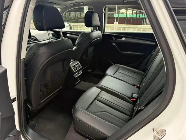 Audi Audi Q5L 2024 Model 40 TFSI Fashion Dynamic — Фото автомобиля 13