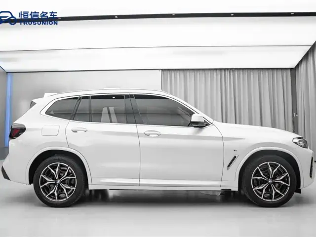 BMW X3 — Фото автомобиля 4