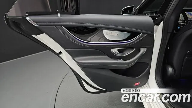 Mercedes-Benz AMG GT 4 двери 43 4MATIC+ — Фото автомобиля 19