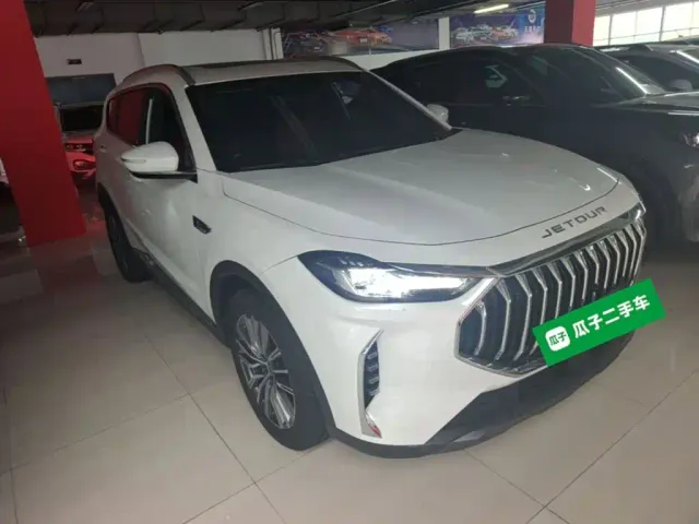 Jetour X70 Plus — Фото автомобиля 3