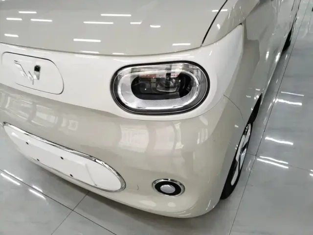 Wuling Hongguang Mini EV — Фото автомобиля 23