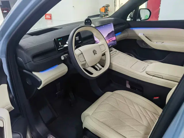 Nio EC6 — Фото автомобиля 3