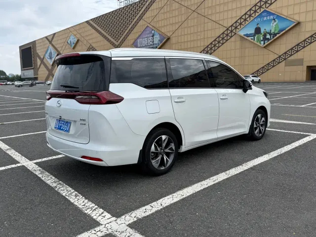 GAC Trumpchi M6 — Фото автомобиля 4