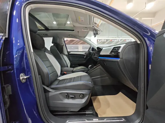 Volkswagen Tayron GTE Plug-in Hybrid — Фото автомобиля 14