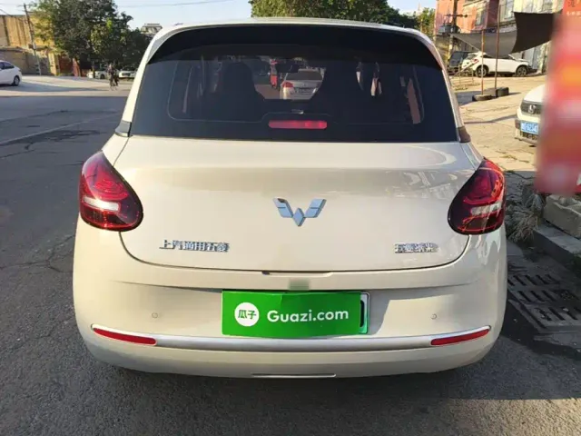 Wuling Bingo — Фото автомобиля 5