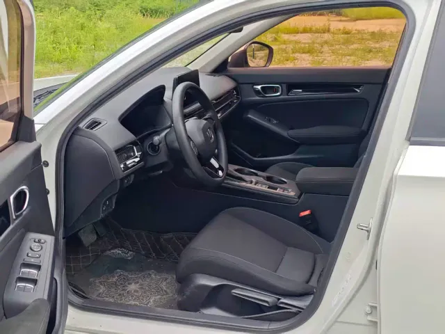 Honda Civic — Фото автомобиля 7
