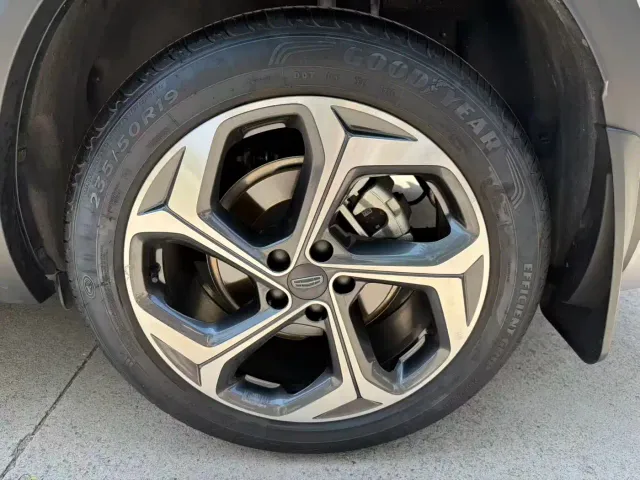 Geely Xingyue L — Фото автомобиля 7