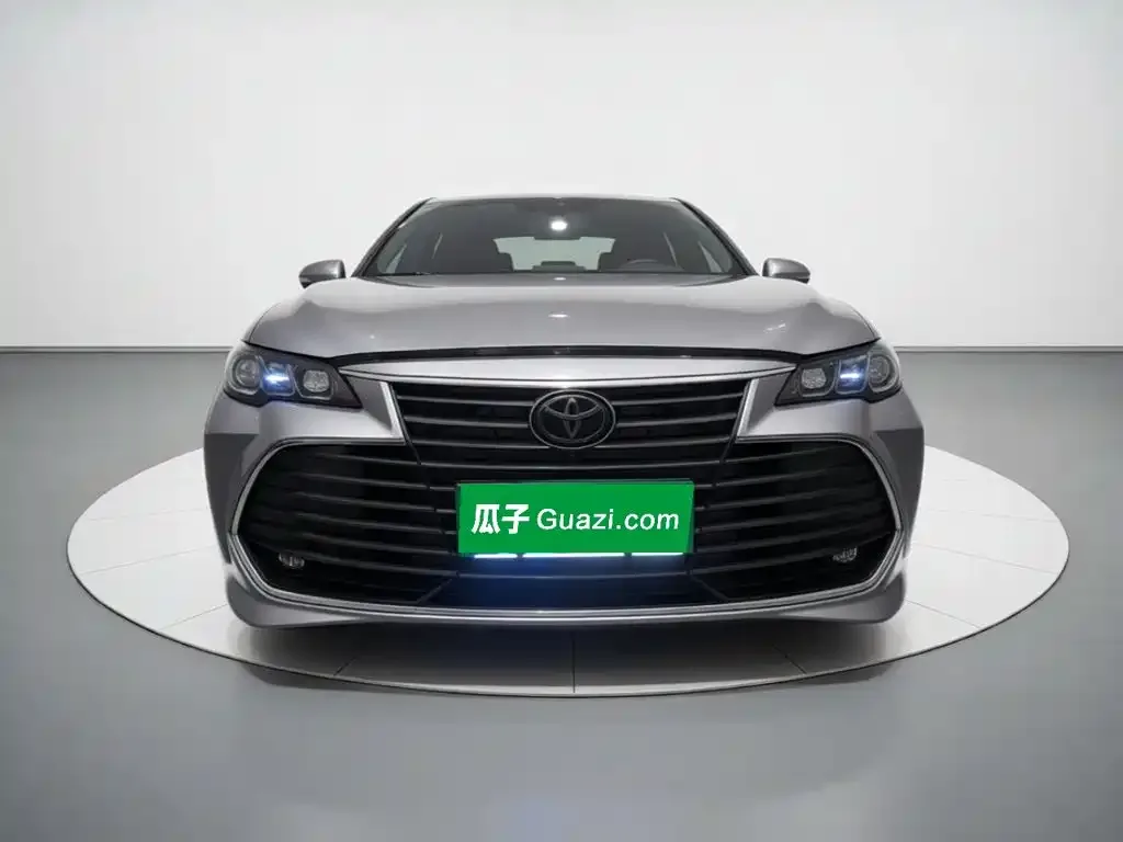 Toyota Avalon 2019 2.0L XLE Premium Edition (China VI) — Фото автомобиля 2