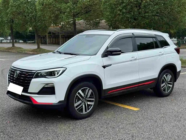 Changan CS75 — Фото автомобиля 8
