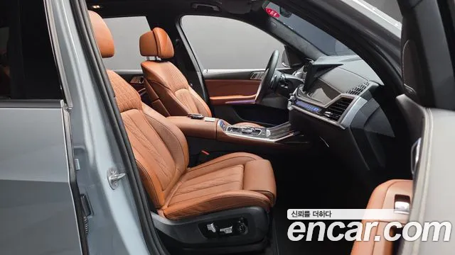 BMW X7 — Фото автомобиля 22
