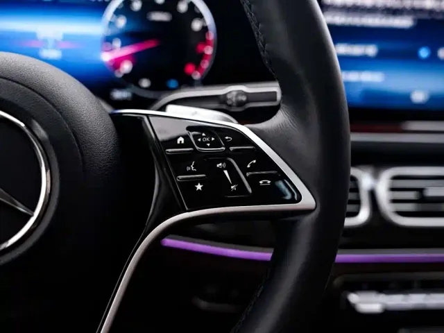 Mercedes-Benz GLE-Class — Фото автомобиля 29