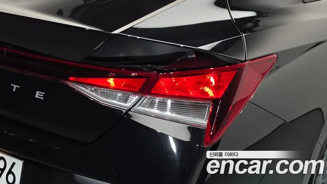 Hyundai Avante CN7 — Фото автомобиля 8