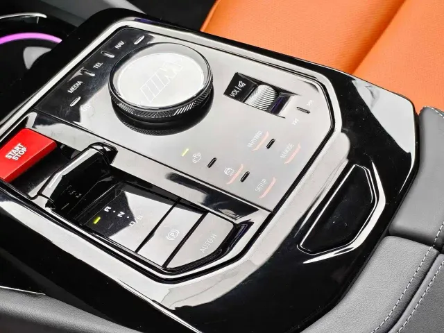 BMW M5 — Фото автомобиля 13
