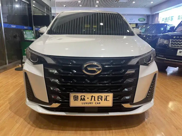 GAC Trumpchi M6 — Фото автомобиля 2