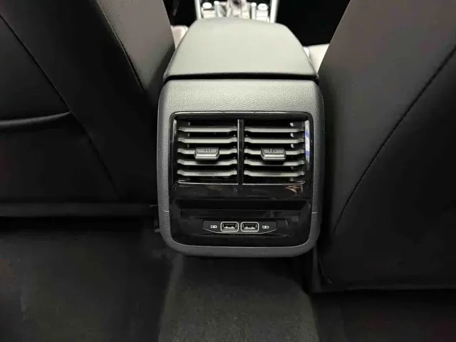 Volkswagen Sagitar — Фото автомобиля 12