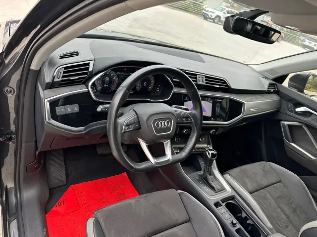 Audi Q3 — Фото автомобиля 12