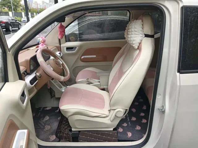 Wuling Hongguang Mini EV — Фото автомобиля 16