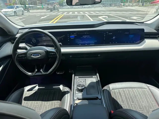 Ford Mondeo — Фото автомобиля 8